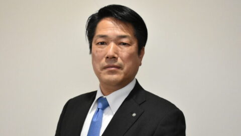 岡部　克仁