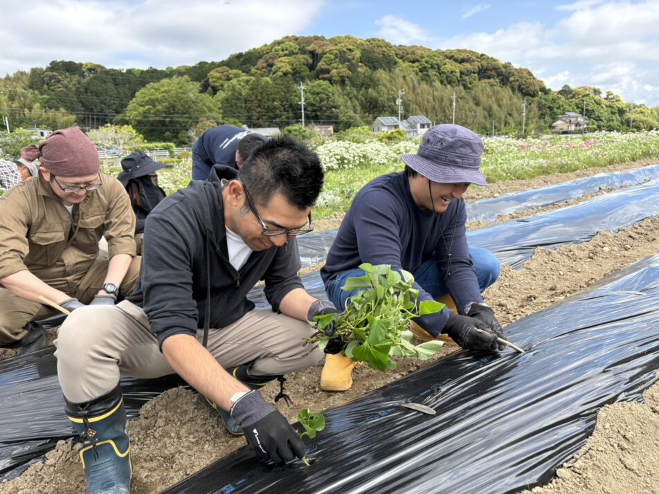 【湖西地協】『木彩の環。』さつまいも苗植え